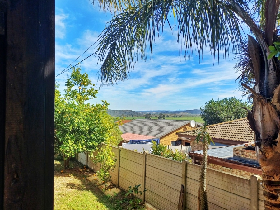 3 Bedroom Property for Sale in Fraaiuitsig Western Cape